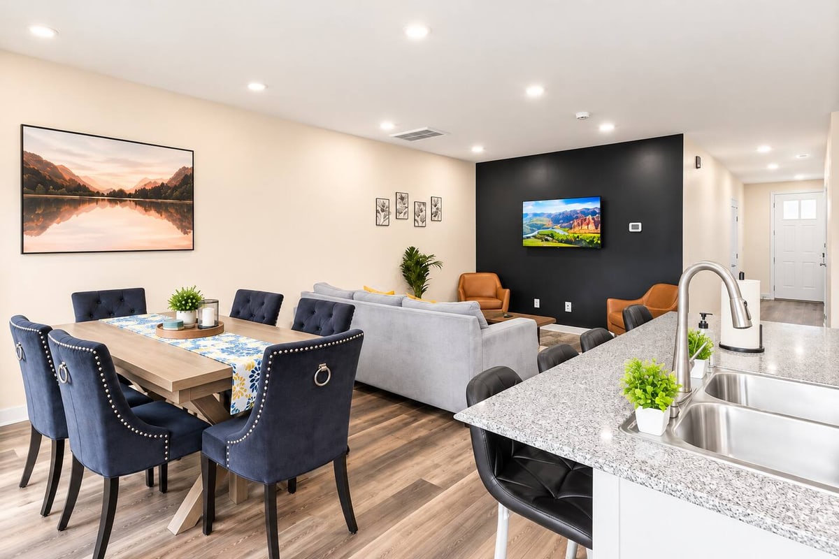 The Charlotte Townhouse, dining area