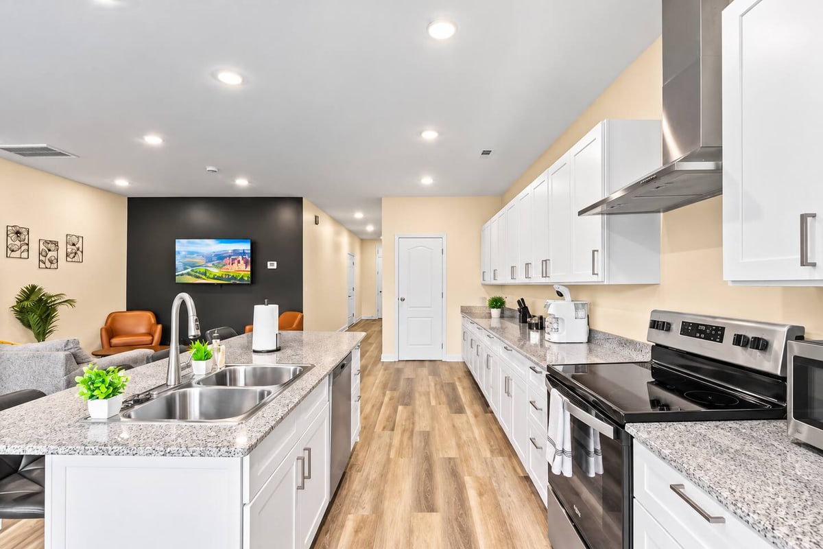 The Charlotte Townhouse, kitchen