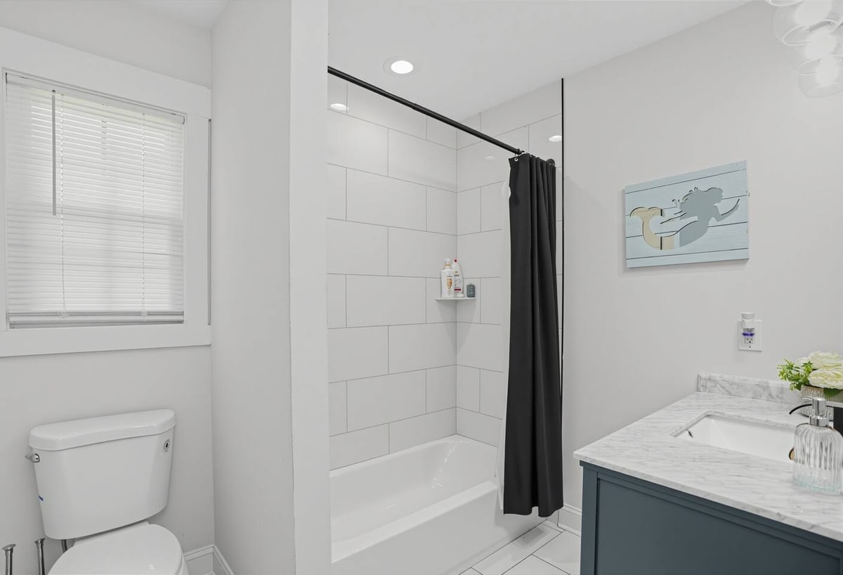 Atlanta Ranch Retreat, bathroom