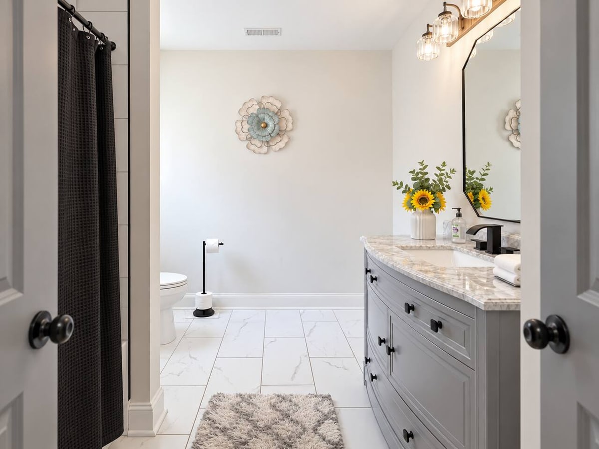 Atlanta Ranch Retreat, bathroom