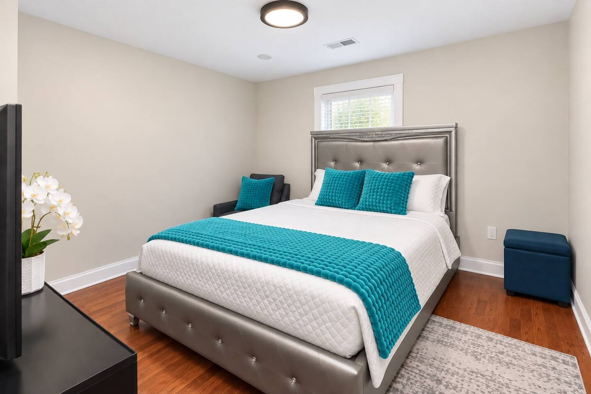 Atlanta Ranch Retreat, bedroom