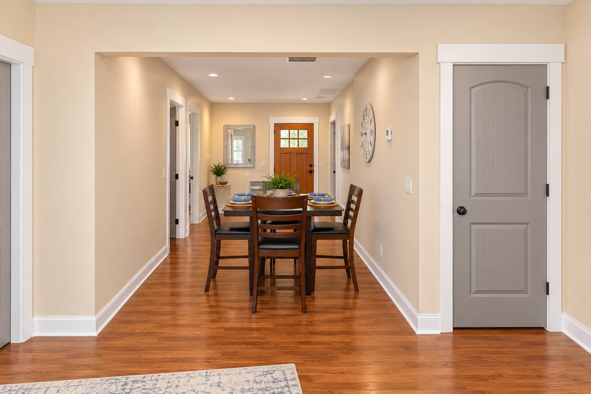 Atlanta Ranch Retreat, dining area