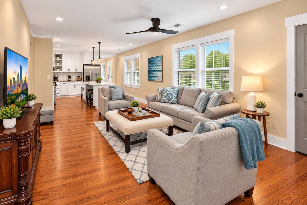 Atlanta Ranch Retreat, living room