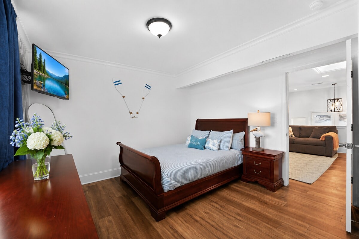 Lake Wylie Waterfront, bedroom