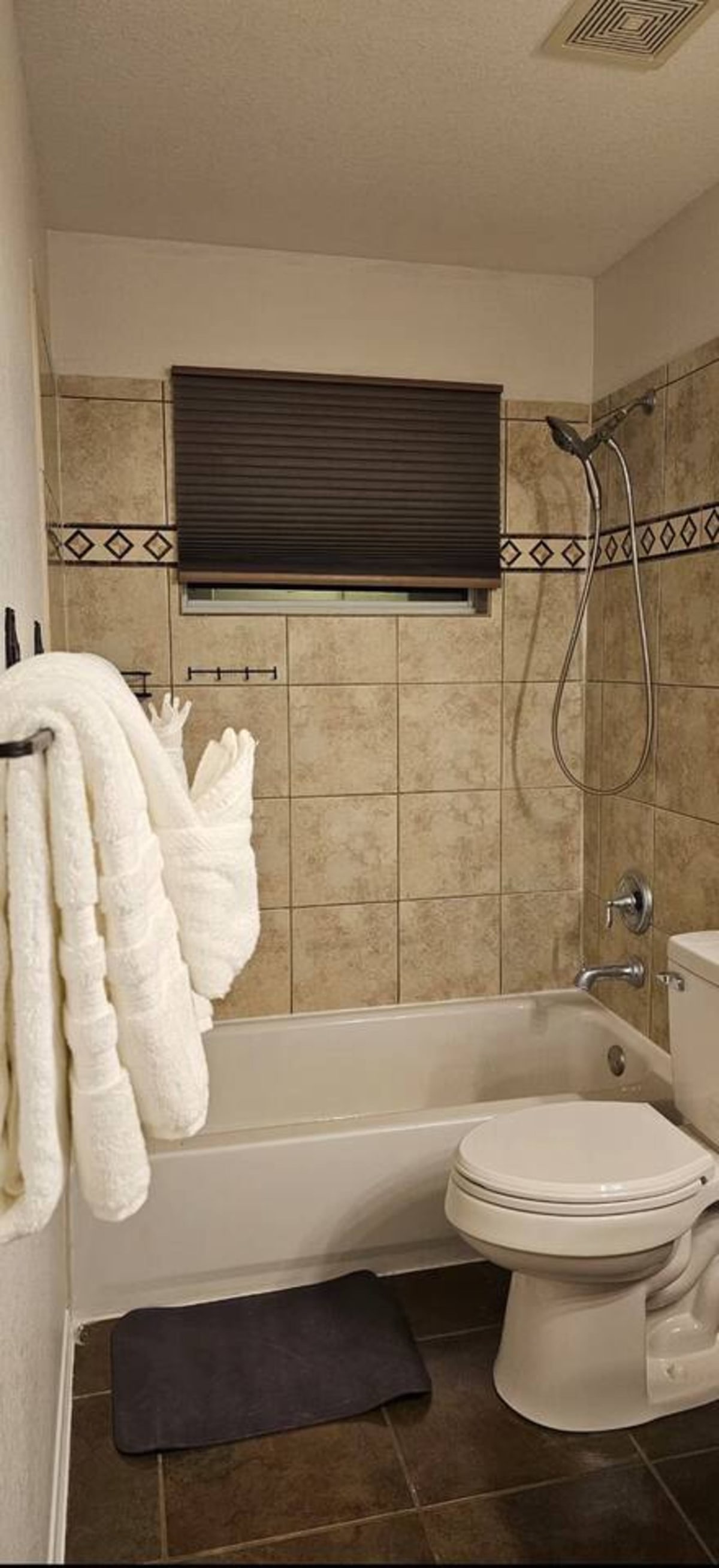 The Poolside Retreat, bathroom