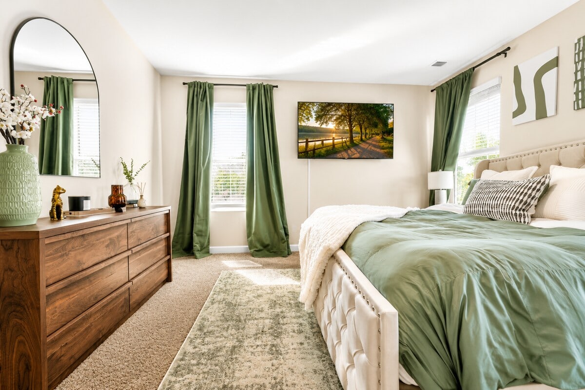 The Greenville Getaway, bedroom