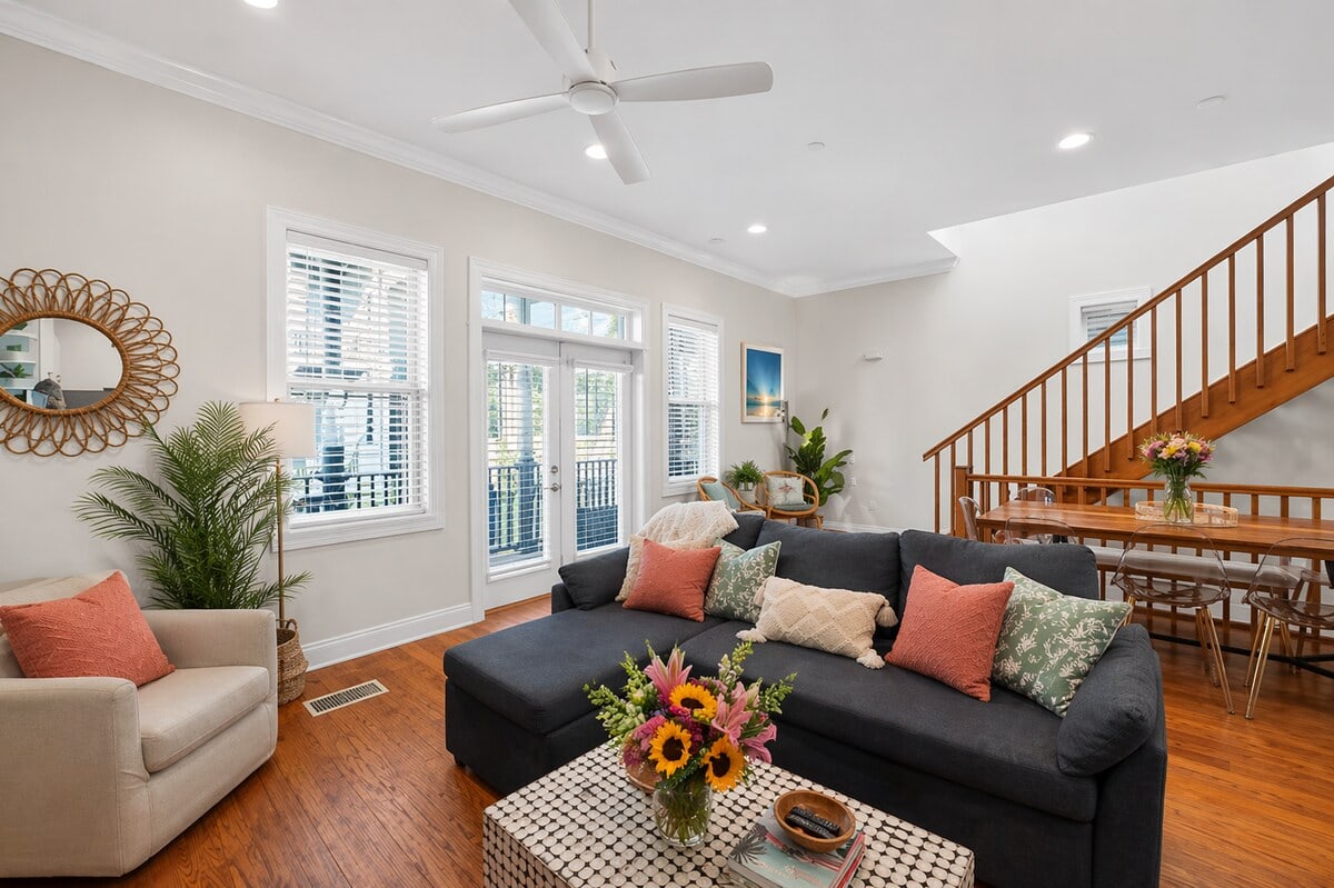 Sandy Toes Retreat, living room