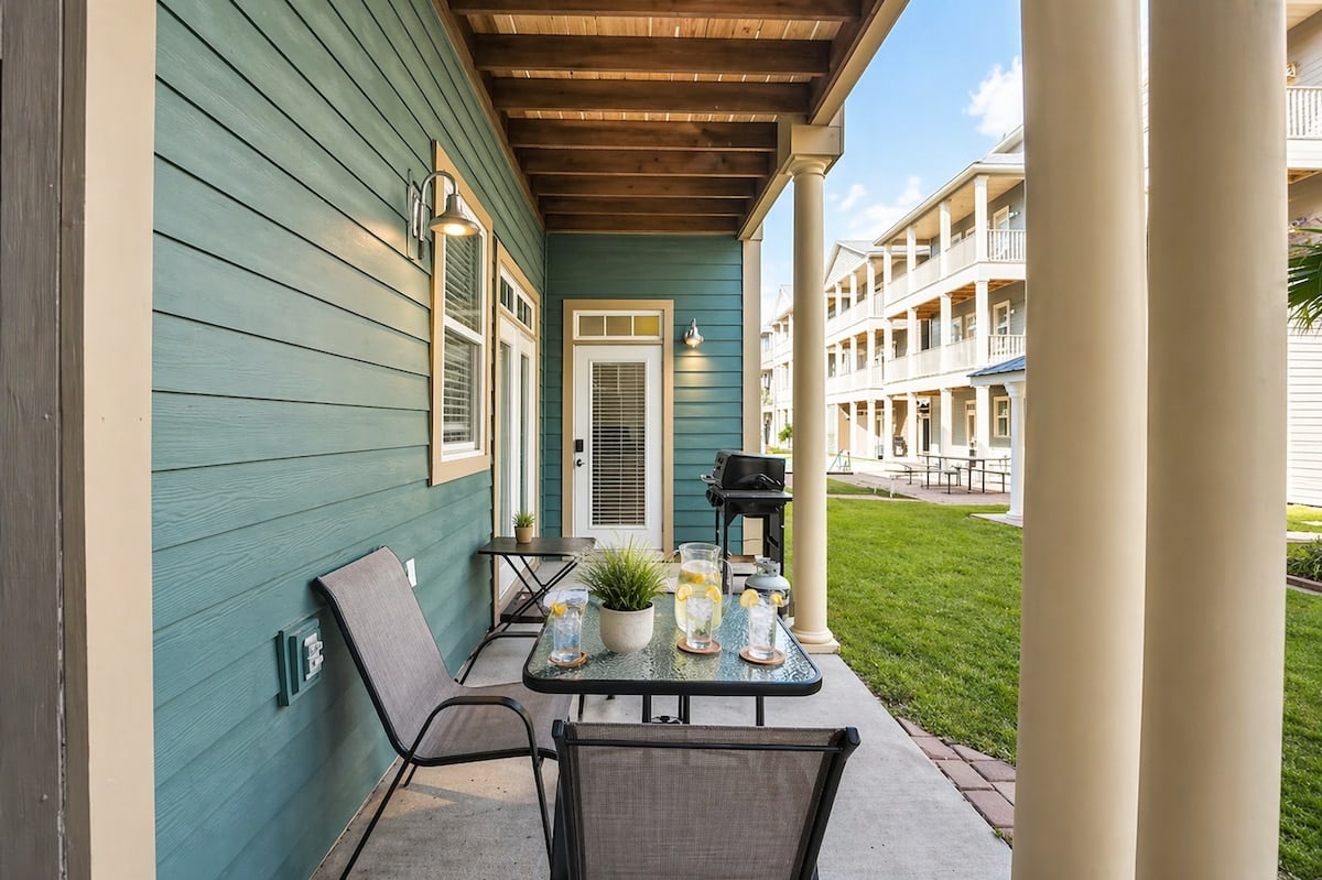 Flip Flop Studio, outdoor space